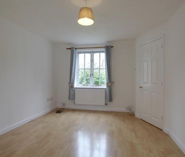 2 bedroom end of terrace house to rent - Photo 1