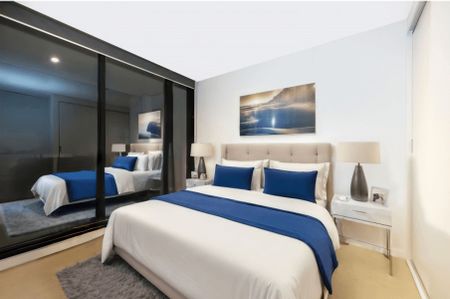 Stylish Inner-City Apartment with Resort-Style Facilities - Unfurnished - Photo 3