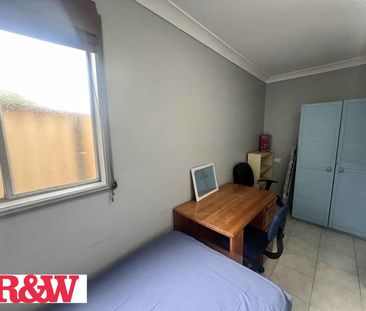 FULLY FURNISHED GRANNY FLAT !!! - Photo 2
