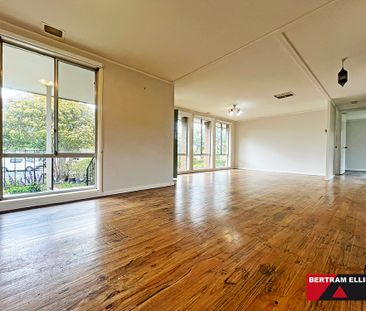 12 Diselma Place, Rivett ACT 2611 - House For Rent | Domain - Photo 6