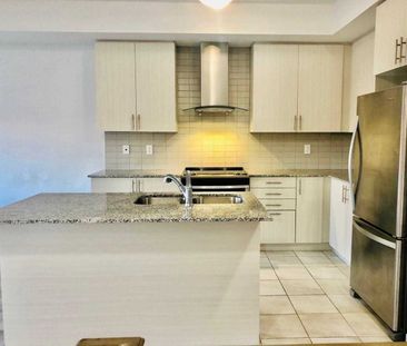 For Lease - 7 Heswall Lane, Newmarket, Ontario - Photo 6