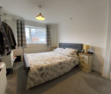 3 Bedroom Semi Detached - Photo 3