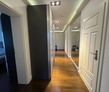 100 qm 3-Raumwohnung mit Balkon, Einbauküche, PKW-Stellplatz - Foto 1