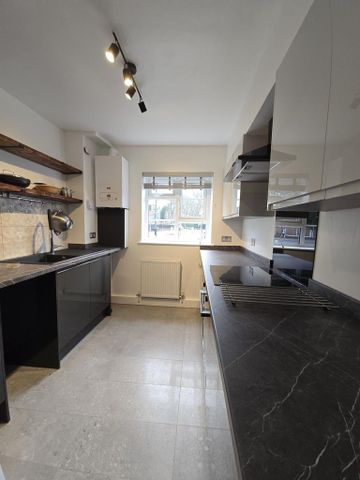 3 bedroom apartment to rent - Photo 5