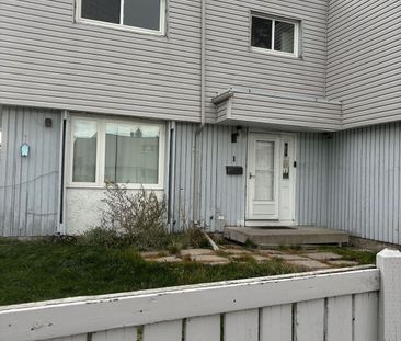 1 - 6420 4A Street Northeast, Calgary - Photo 5