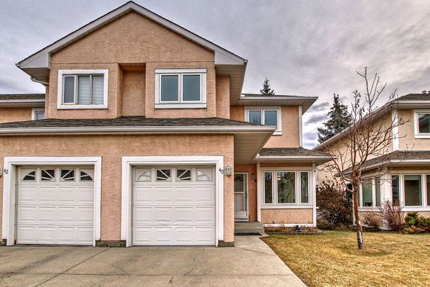 388 Sandarac Drive Northwest, Calgary - Photo 1