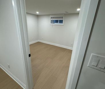 For Lease - 209 Consulate Road Unit# Basement, Mississauga, Ontario - Photo 2