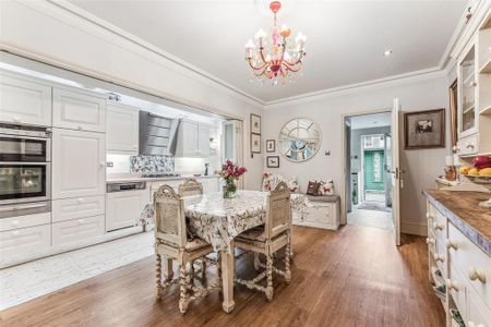 3 bedroom terraced house to rent - Photo 4