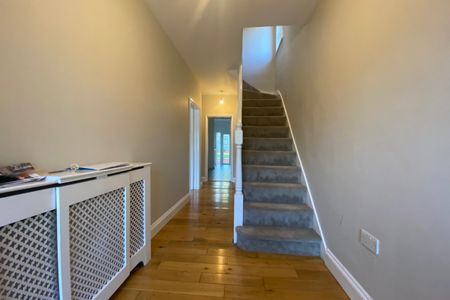 London Road - Photo 4