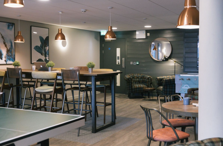 1 bedroom in a house share to rent - Photo 2