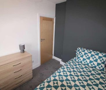 Wyggeston Street, Burton Upon Trent, DE13 - Photo 3