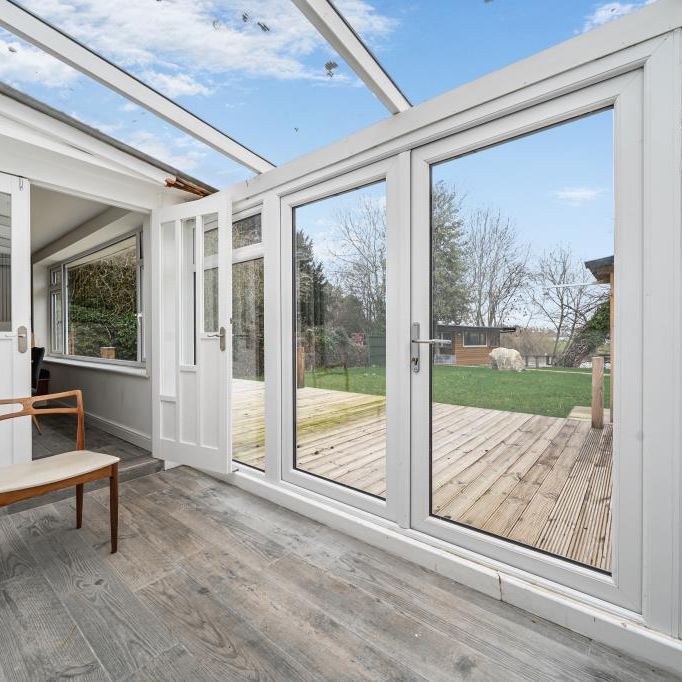 3 bedroom detached bungalow to rent - Photo 1