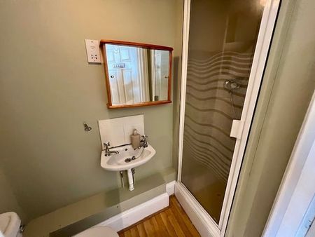 Studio Flat, St. Stephens Gardens, W2 - Photo 5