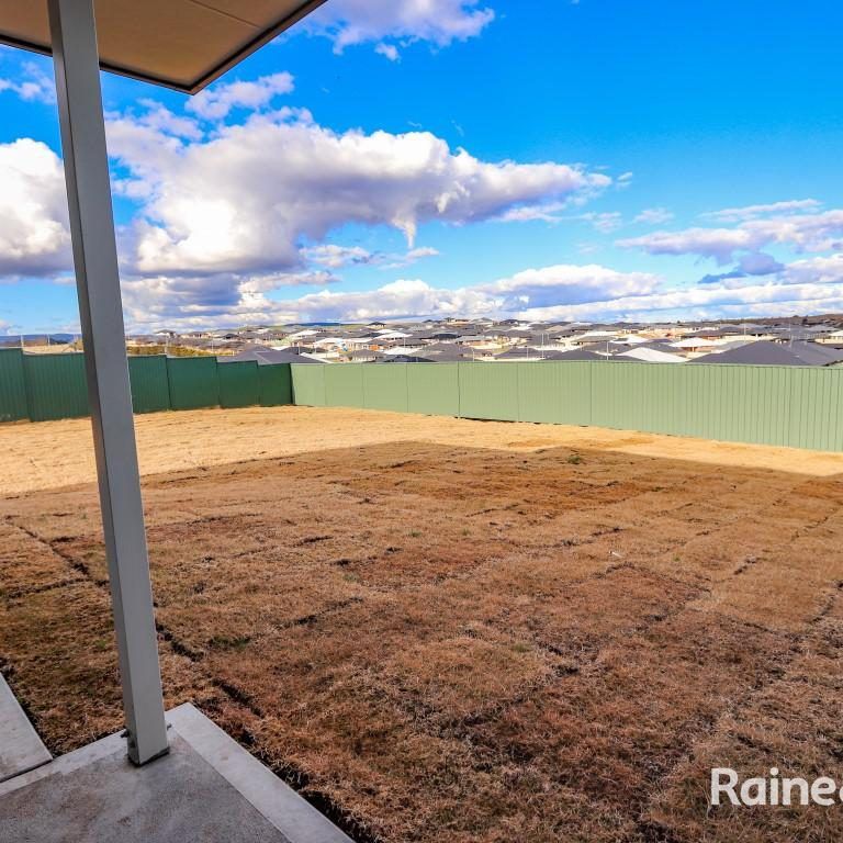 Two bedroom Granny Flat in Kelso- Available 11.12.2025 - Photo 1