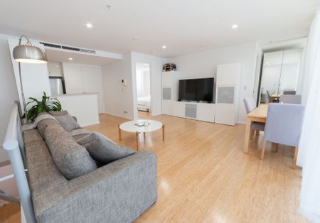 Nicely presented 1-bedroom in Shores - Furnished - Photo 2