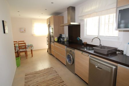 Detached Villa · Nueva Andalucía - Photo 4