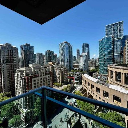 Beautiful Apartment in Excellent Location in Downtown - Photo 3