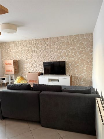 Location Appartement 64.27 M² HUNINGUE 805 € - Photo 2