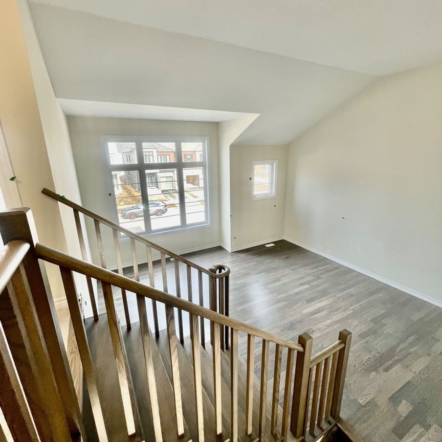 For Lease - 409 Barker Parkway, Thorold, Ontario - Photo 1