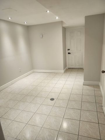 For Lease - 45 Hisey Crescent, Toronto, Ontario - Photo 3