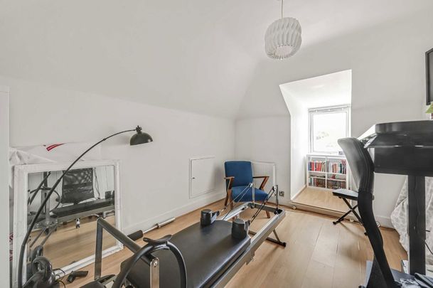 Cambridge Road South, W4 3DA, London - Photo 1