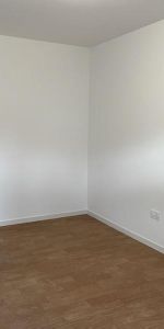 Location Appartement 2 pièces 42m² POITIERS 86000 - Photo 3