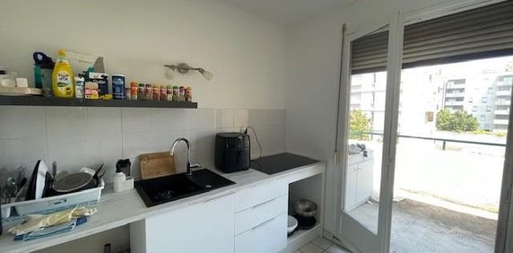 Location Appartement 2 pièces 50m² VILLEURBANNE 69100 - Photo 2