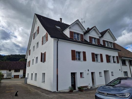 A newly insulated building with direct access - Photo 1