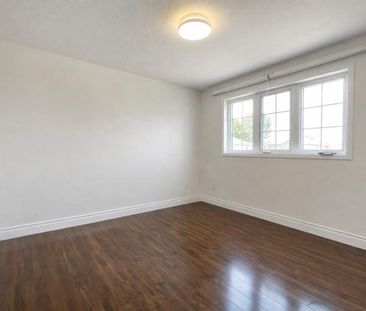 For Lease - 6 Highbrook Street, Kitchener, Ontario - Photo 3