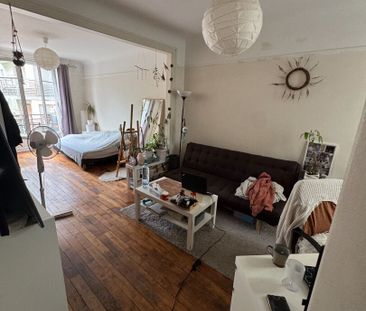 STUDIO VIDE 32.98m² - Photo 2