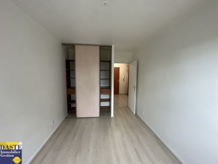 Location Appartement 2 pièces 47m² PONTAULT COMBAULT 77340 - Photo 2