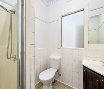 Charming Weatherboard Home in a Prime Corner Position - Photo 6