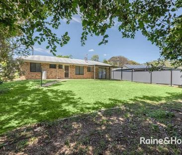 Newly Updated 4-Bedroom Residence - Photo 2