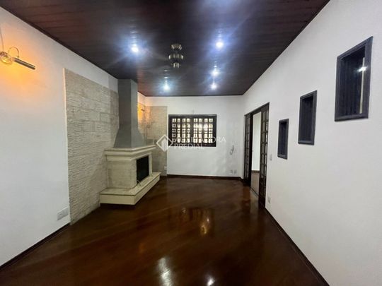Casa com 3 quartos e 240m² para alugar em Osvaldo Cruz, São Caetano do Sul. - Photo 1