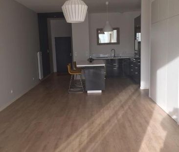 Location Appartement 3 pièces 79m² POITIERS 86000 - Photo 2
