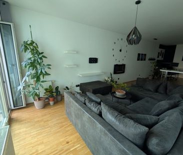 Neuwertige 64m² Wohnung mit Loggia, Garage & modernem Wohnkomfort i... - Photo 2