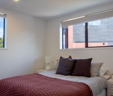 Chic 2BR Henderson Haven w/ Courtyard - Photo 4