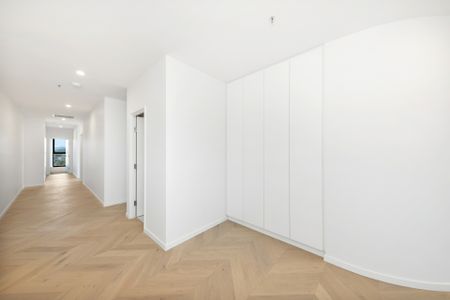 Brand New Living In The Shard! - Photo 3