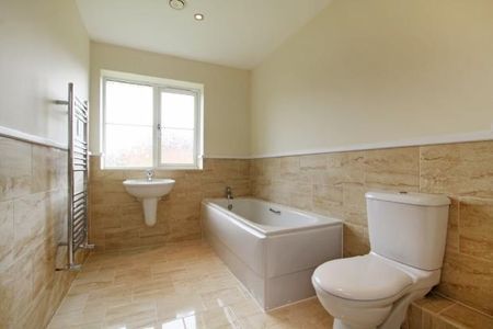 4 bedroom house to rent - Photo 3