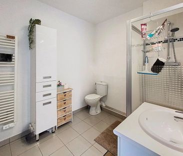 Location Appartement 2 pièces 40m² NICE 06300 - Photo 4