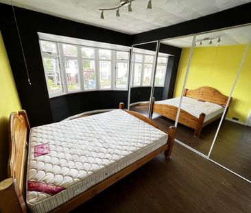 3 bedroom semi-detached house to rent - Photo 5