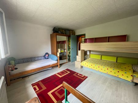 House - Photo 3