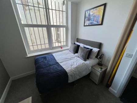 1 bed house share to rent in Church Street, Burnley, BB11 - Photo 3