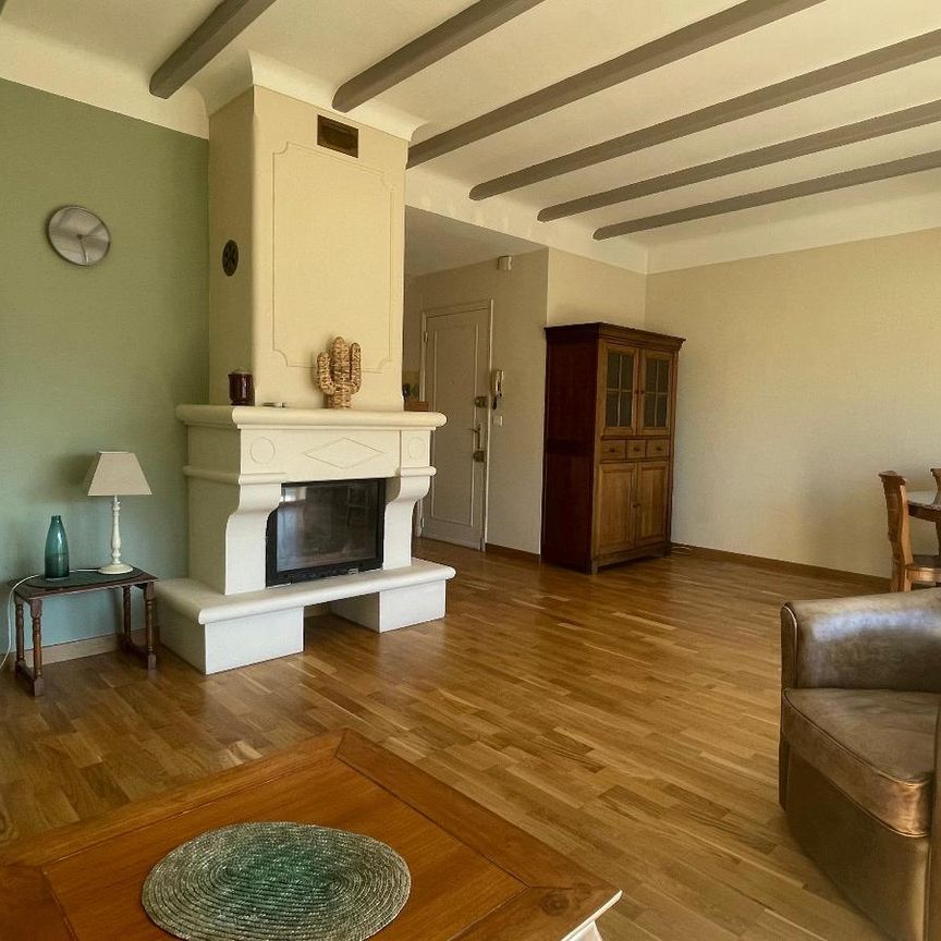 Location Appartement 4 pièces 83m² AIX EN PROVENCE 90ème - Photo 1