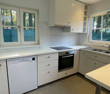 Hoekwoning te huur in Sint-Kruis voor € 900 met 2 slaapkamers - Foto 3