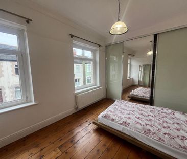 2 bedroom house to rent - Photo 2