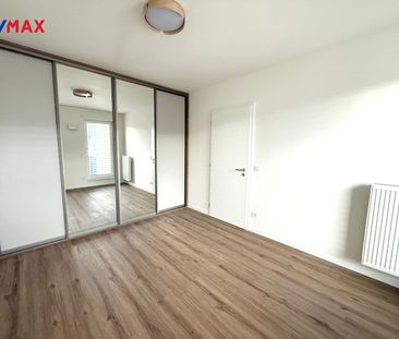 Pronájem bytu 2+kk v osobním vlastnictví 51 m², Kladno - Photo 2