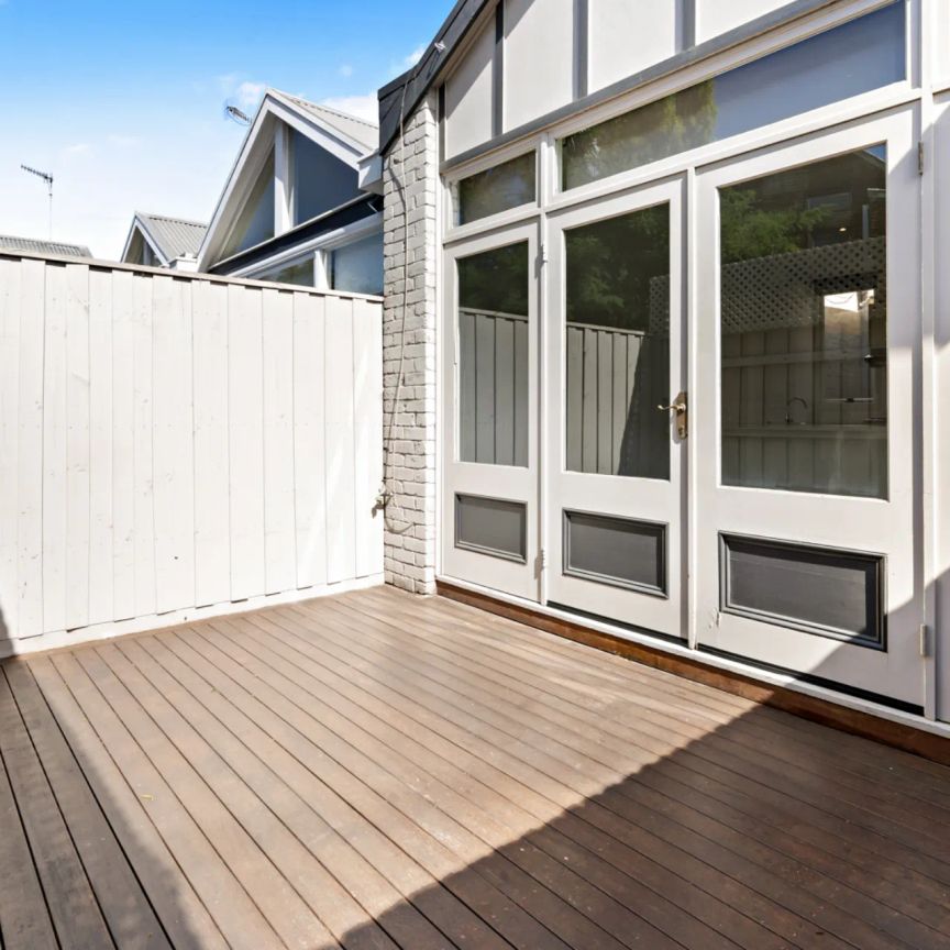 472 Bay Street, Port Melbourne. - Photo 1