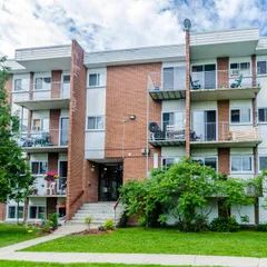 1 room apartment of 44m² in Quebec - Photo 2