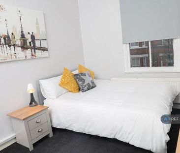 7 bedroom terraced house to rent - Photo 2